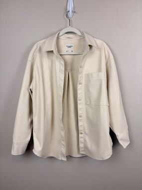 Abercrombie Women's Oversized Vegan Leather Shirt Jacket - Size Medium